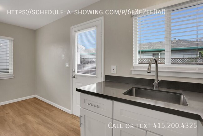 Foto del edificio - Move-In Special: Enjoy Reduced Annualized ...