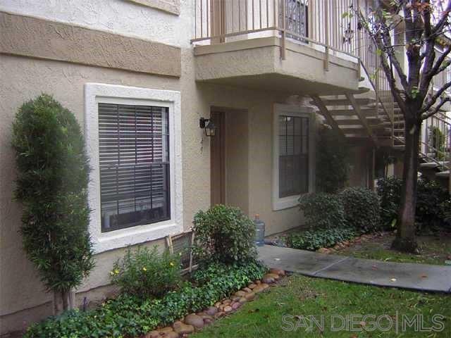 Building Photo - 10313 Azuaga St