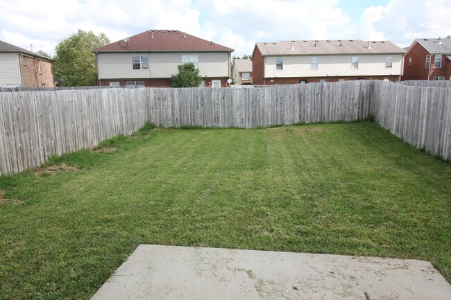 Building Photo - 3688 Laredo Dr