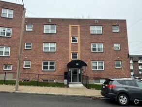 Building Photo - 10 Vinal St