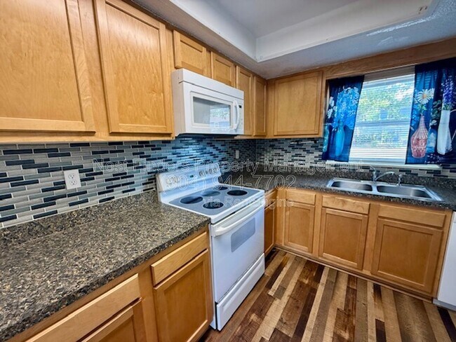 Foto del edificio - 11406 Bedford Oaks Dr