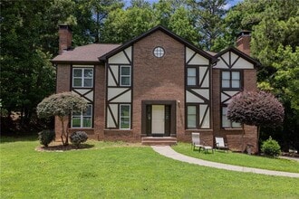 Building Photo - 147 Hunters Cove