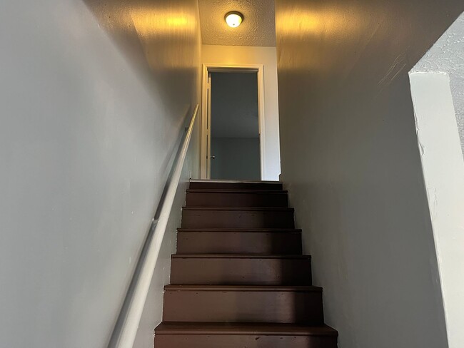Foto del edificio - Cozy 3 Bedroom 2 Bathroom Townhouse