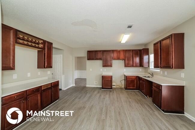 Building Photo - 109 Quivas Ct