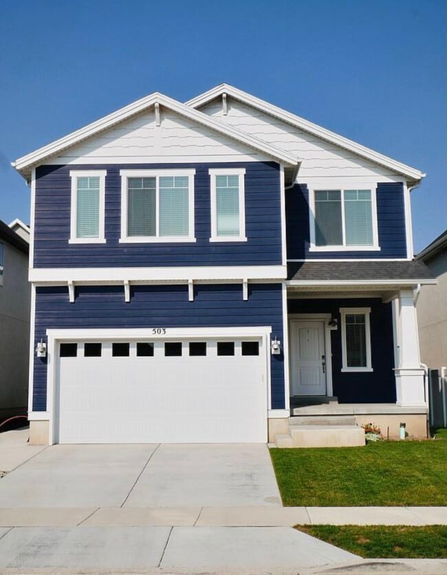 Building Photo - 503 S Valkyries Ln