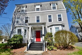 Building Photo - 63-65-65 Cherry St