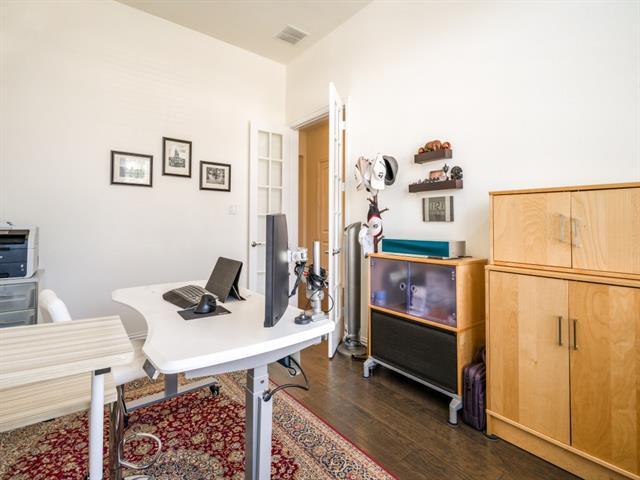 Foto del edificio - 7100 Elk Springs Dr