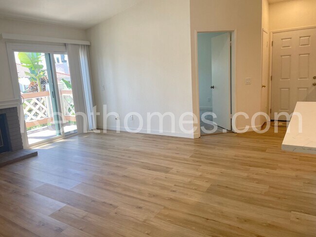 Building Photo - 9489 Fairgrove Ln