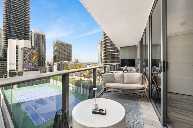 Foto del edificio - 801 S Miami Ave