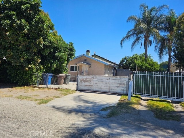 Primary Photo - 12433 Clinton St