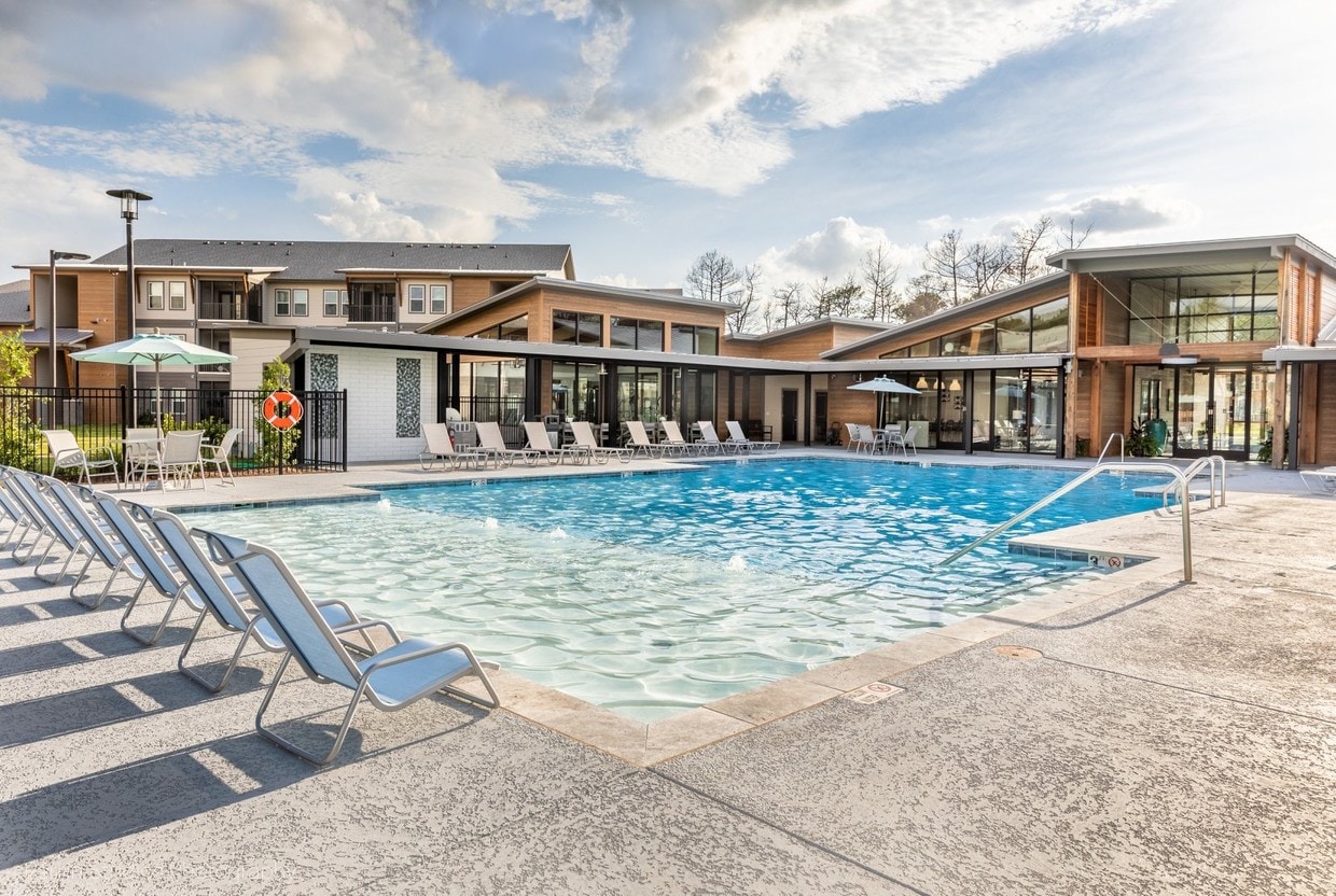 Villa Westlake Apartments Westlake, LA