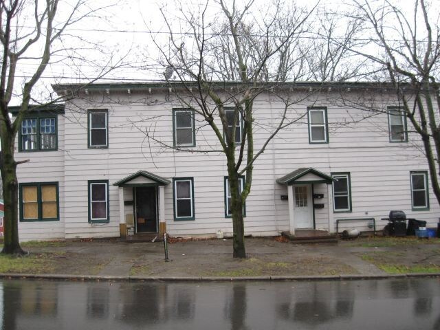 Primary Photo - 40 N William St