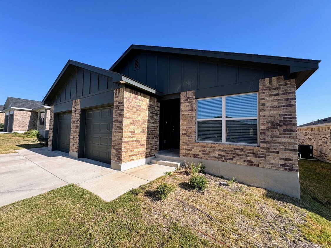 Primary Photo - 1206 Lehmann Dr