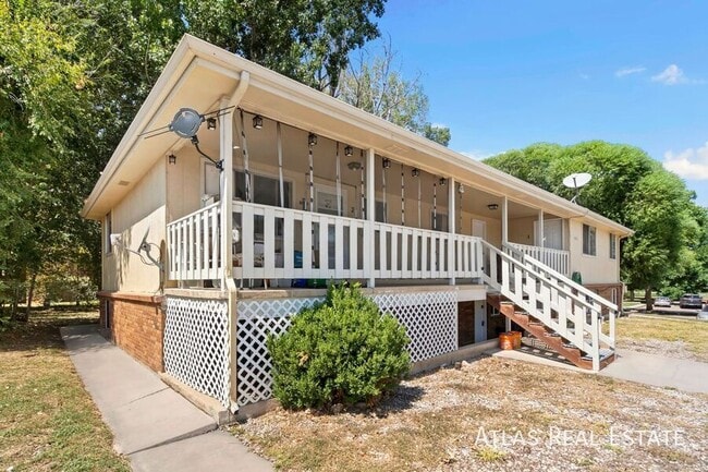 Building Photo - 4445 Stover St