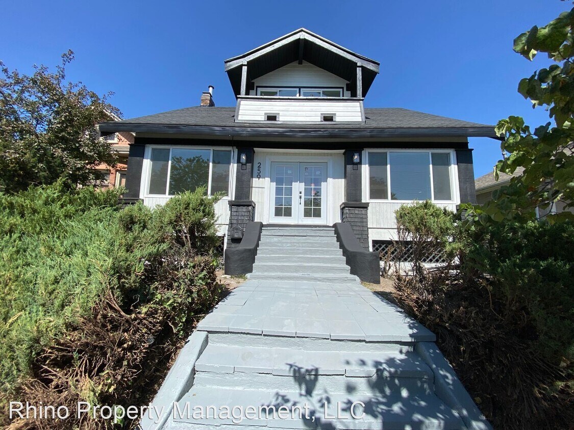 Foto principal - 3 br, 3 bath House - 259 E 800 S #A