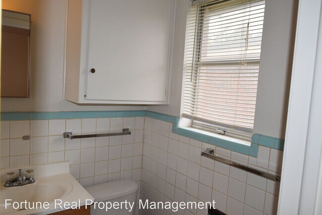 Building Photo - 3 br, 2 bath House - 803 Royce Dr