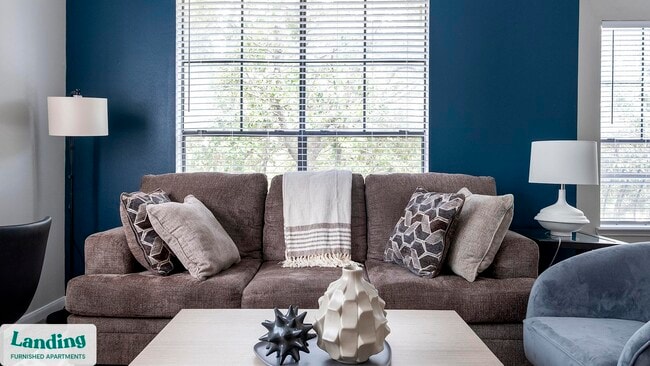 Foto del edificio - 2323 Eldridge Pkwy