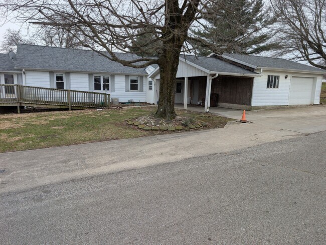 Foto del edificio - 277 N Main St