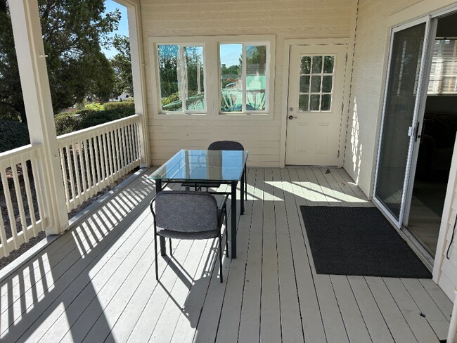 Building Photo - 799 San Carlos Dr