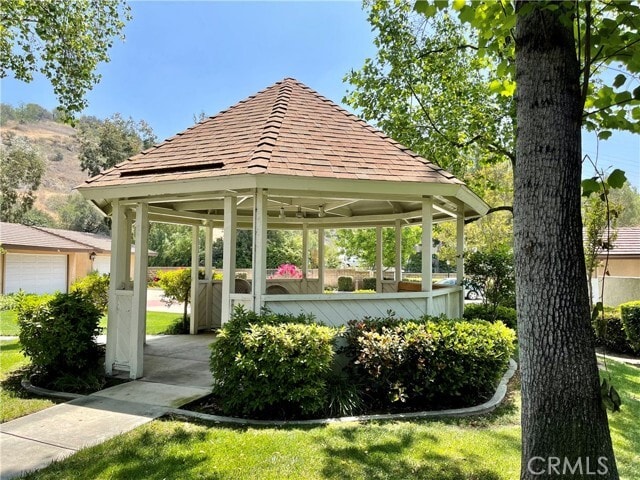 Building Photo - 942 S Glendora Ave