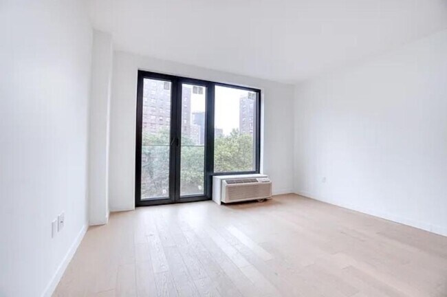 Foto del edificio - 0 bedroom in New York NY 10029