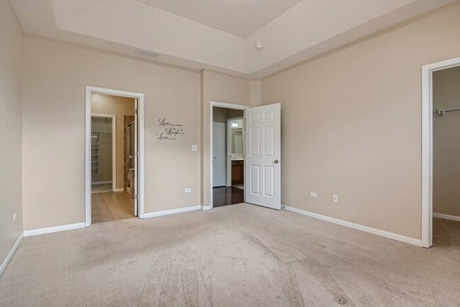 Building Photo - 2614 Dunraven Avenue, Naperville, IL, 60540