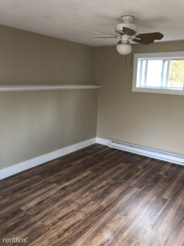 Building Photo - 2 br, 1 bath Townhome - 490 Boston Post Rd