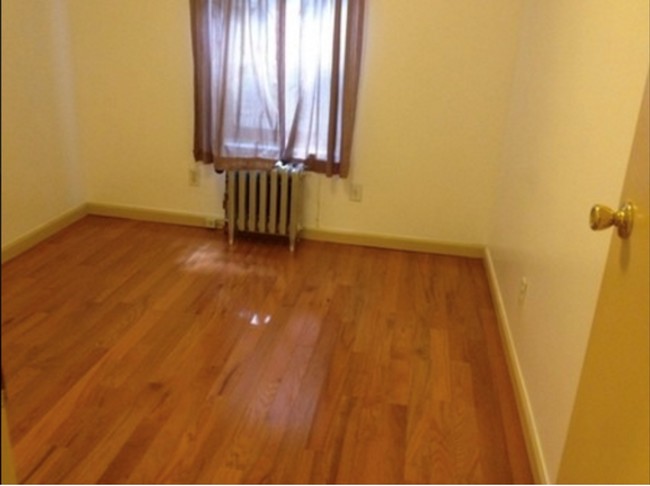 Building Photo - 312 73rd St