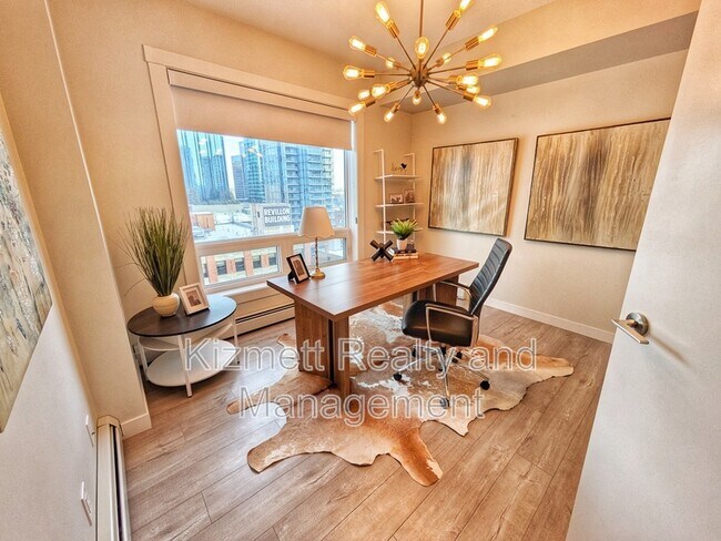 Photo du bâtiment - 10410 102 Ave NW