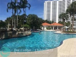Foto del edificio - 3300 NE 192 St