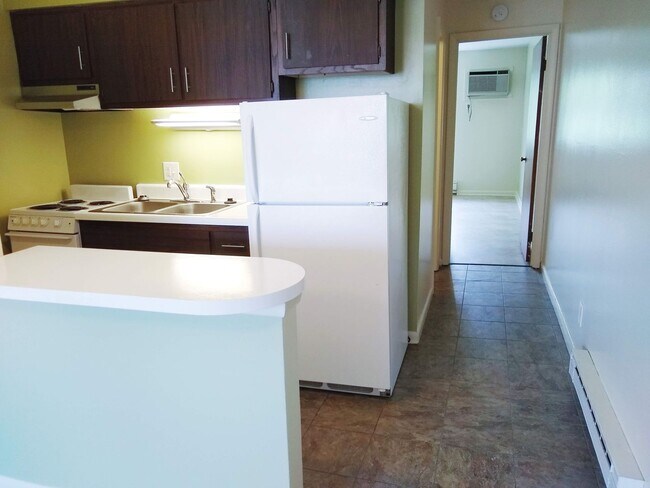 Foto del edificio - FAIRVIEW - AVAILABLE JULY 2024