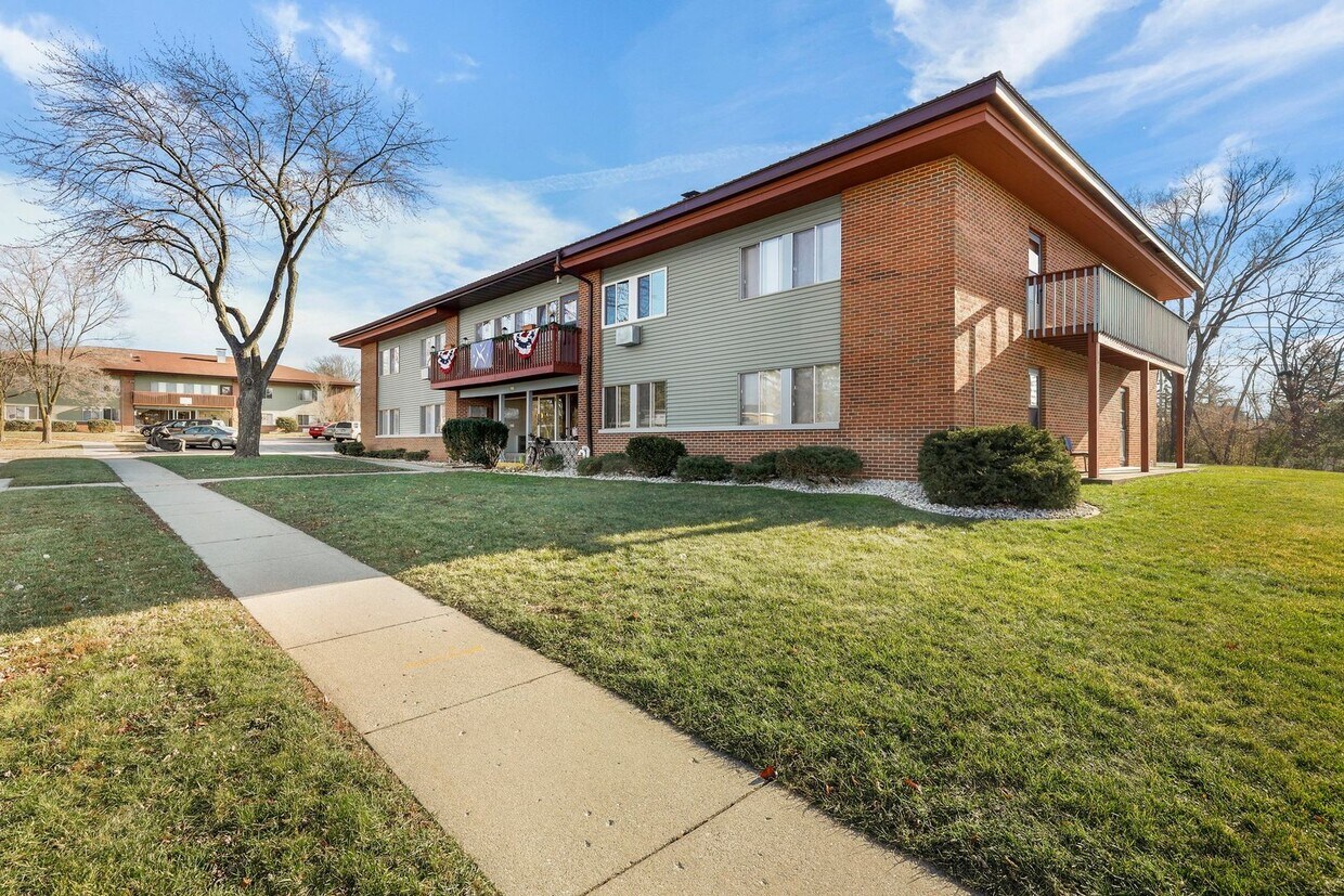 Foto principal - 2 Bed 1 Bath