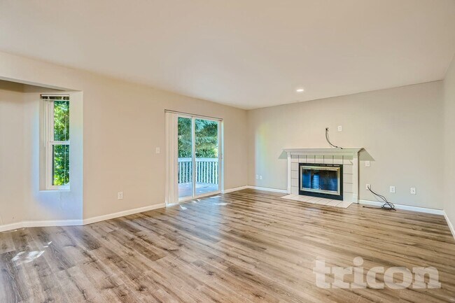 Foto del edificio - 21852 120th Ave SE