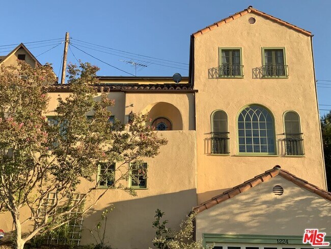Foto del edificio - 1224 Romulus Dr