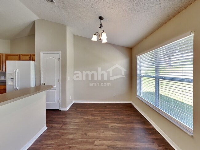 Foto del edificio - 1913 Southern Oak Loop