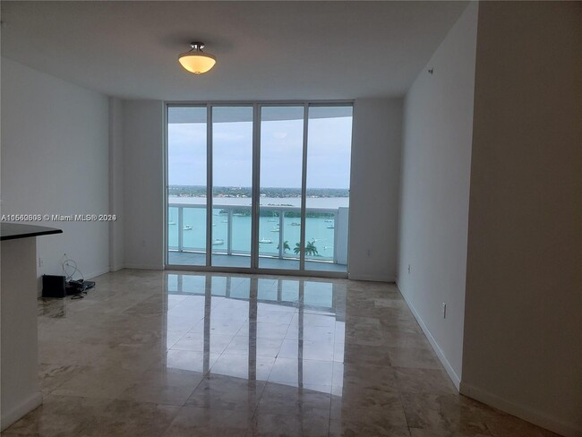 Foto del edificio - 7900 Harbor Island Drive Apt #1216, North ...