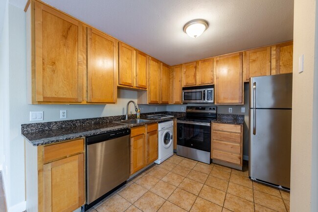 Foto del edificio - 5630 Pershing Ave