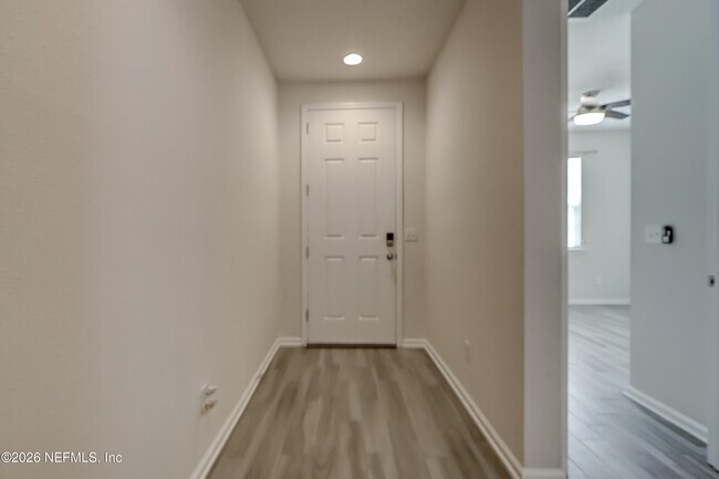 Building Photo - 262 LITTLE BEAR