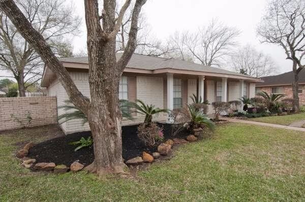 Building Photo - 10218 Sagebud Ln