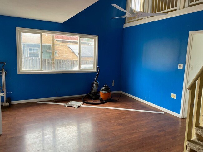 Building Photo - 1 br, 1 bath House - 1801 Piihana St.