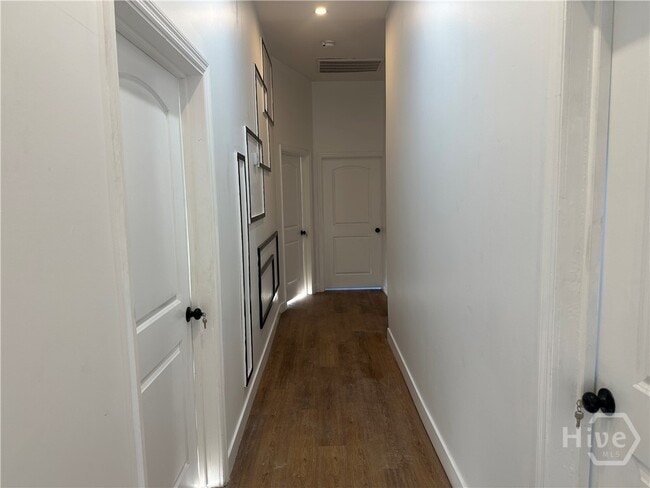 Foto del edificio - 312 W 37th St