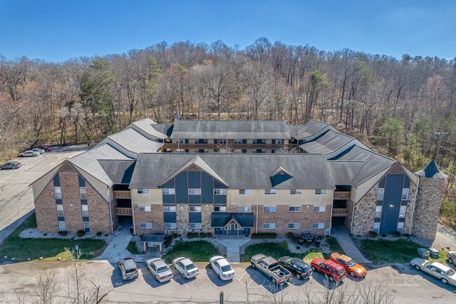 Building Photo - Gables at Stoneridge