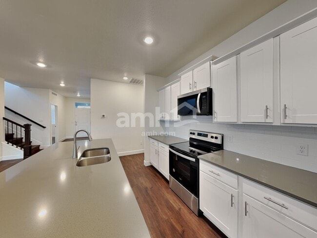 Foto del edificio - 8254 Joyce St