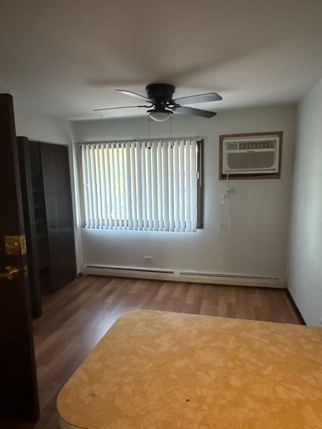 Foto del edificio - 14723 Kilpatrick Ave