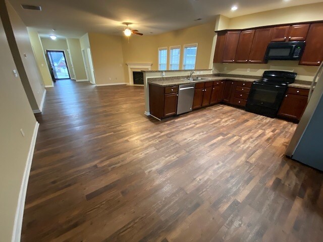 Building Photo - 2801 Cherry Blossom Way