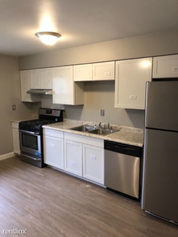 Foto principal - 301 Eaton Ave