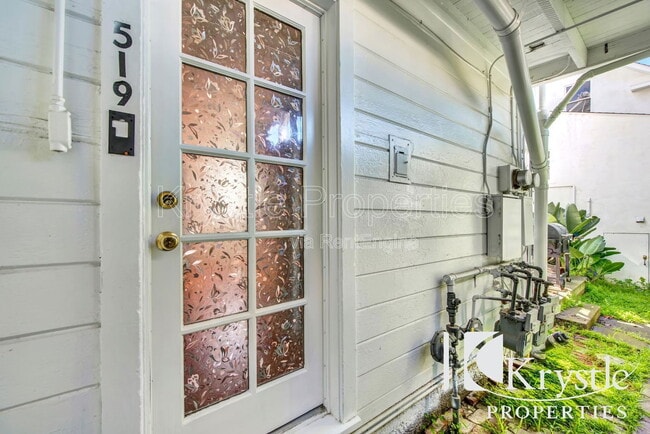 Building Photo - 519 Virginia St