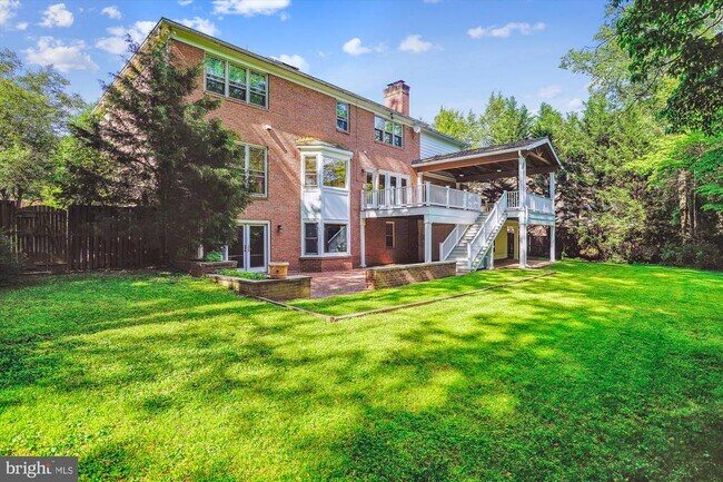 Foto del edificio - 7804 Lonesome Pine Ln