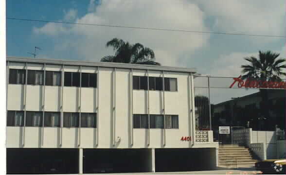 4401 CON ¡alejado Verdugo - 4401 W Verdugo Ave