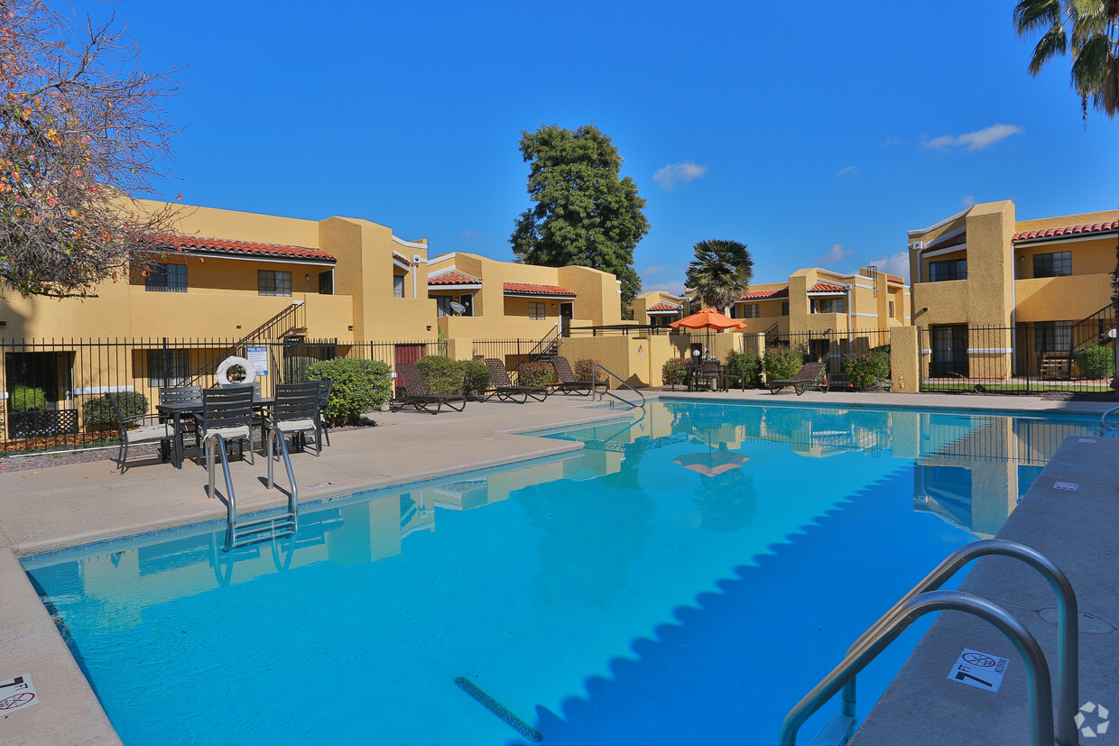 Los Portales Apartments Under New Management Alquileres en Tucson